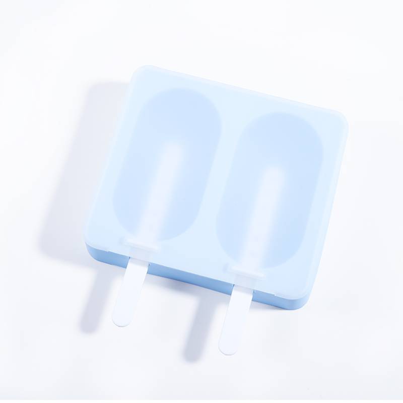 DIY Popsicle Mold for Homemade Frozen Treats