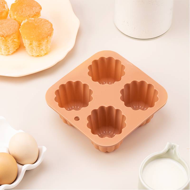 Flower Shape Baking Pan for Mini Cakes and Desserts